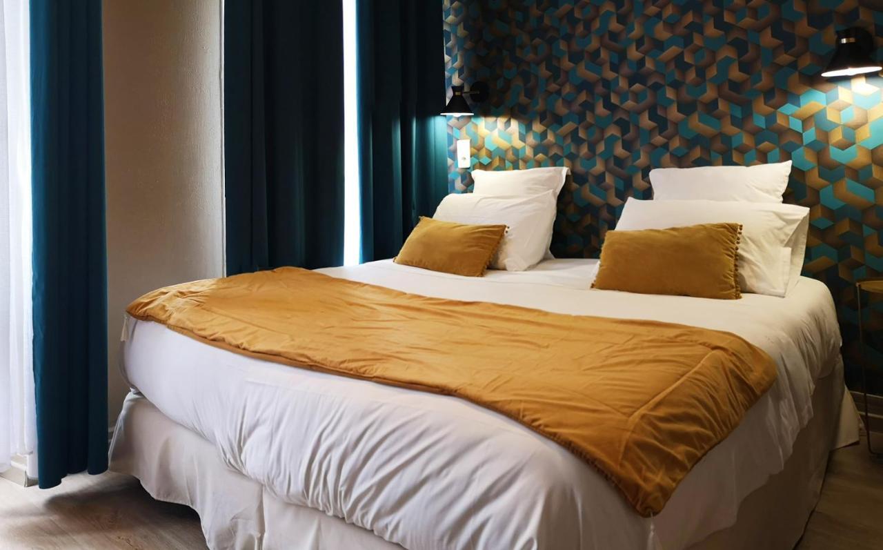 Hotel Hippodrome Paris Exteriör bild